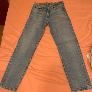Light Levis Jeans